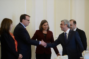 Президент Серж Саргсян принял вице-госсекретаря Викторию Нуланд