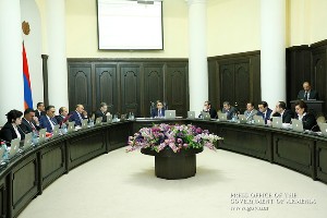 Первоклассникам подарят планшеты