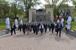 В ЕГУ открыта аллея признательности