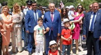 Парк Национального собрания открыли для детей. Но лишь на один день в году