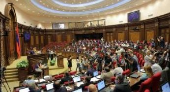 Большинство депутатов — за Конституционные реформы