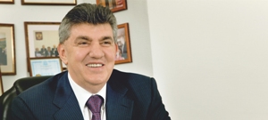 А.Абрамян намерен создать партию в Армении