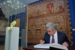 Президент Серж Саргсян посетил выставку «Армения. Легенда бытия»