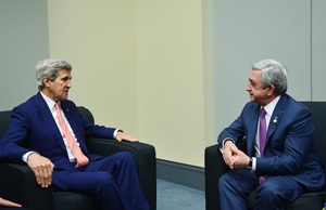 Президент Армении Серж Саргсян обсудил с госсекретарем США Джоном Керри нагорно-карабахский переговорный процесс