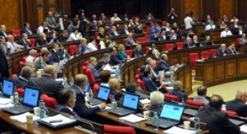 Провести слушания по карабахскому вопросу призывают парламентарии