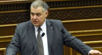 Оппозиция отступает от подписанного документа