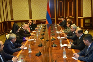 Встреча с представителями сирийской армянской общины