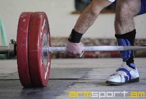 “Обувной” скандал в армянской тяжелой атлетике