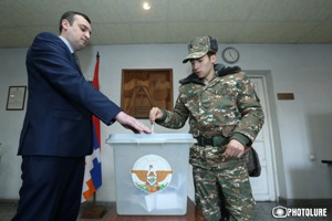 Процесс важнее заявлений: в Арцахе прошел референдум по конституционным изменениям