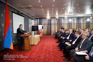 Изменения бизнес-среды, формирования новой культуры ожидает от “Клуба инвесторов Армении” премьер-министр Карен Карапетян