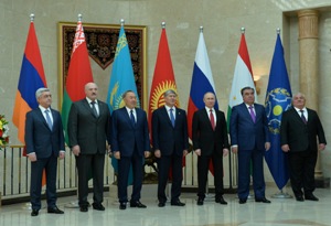Президент в Бишкеке принял участие в неформальной встрече глав государств-членов ОДКБ