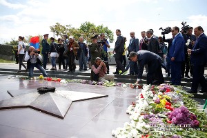 В Ереване отмечен Праздник Победы и Мира
