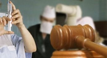 Строгое наказание за препятствование деятельности врачей