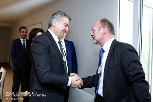 Обсуждено армяно-швейцарское сотрудничество
