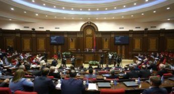 “Вступая в должность Президента Республики, клянусь…”