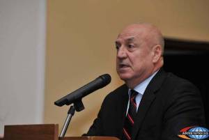 Арташес ГЕГАМЯН: Не посягайте на Национальных Героев Армении