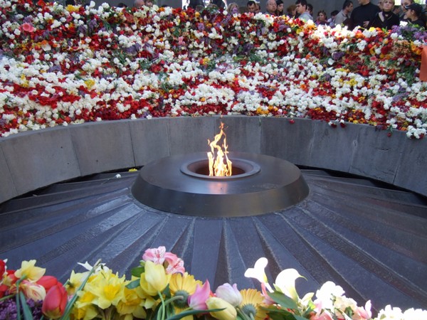 Конгрессмены и сенаторы США почтили память жертв Геноцида армян