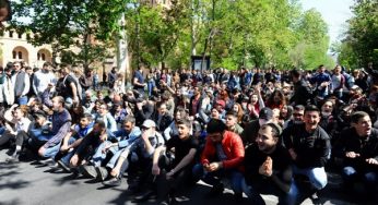 Не вовлекайте подростков в массовые акции