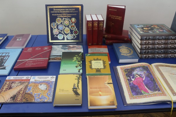 МФГС подарил книги библиотекам Армении