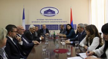 Сопредседатели уточняют позиции сторон