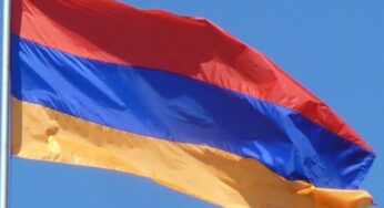 Состоялась церемония освящения флага Армении