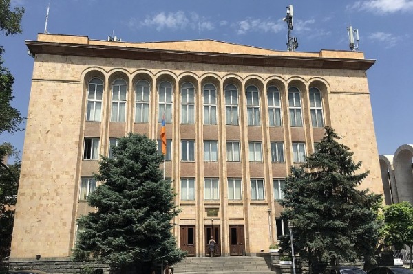 Дело в отношении Р.Кочаряна и других приостановлено и направлено в Конституционный суд