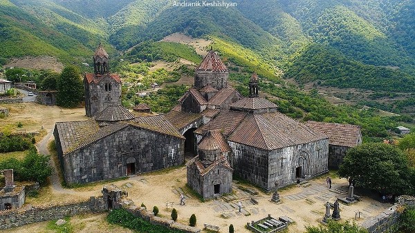 Огонь нанес серьезный ущерб келейной части монастыря Ахпат