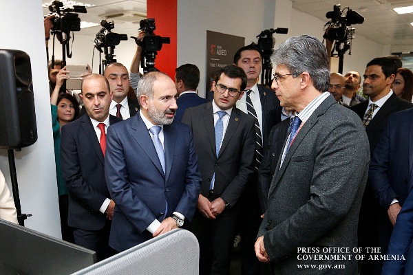 Премьер-министр присутствовал на церемонии открытия компании “Зайлинкс Армения”