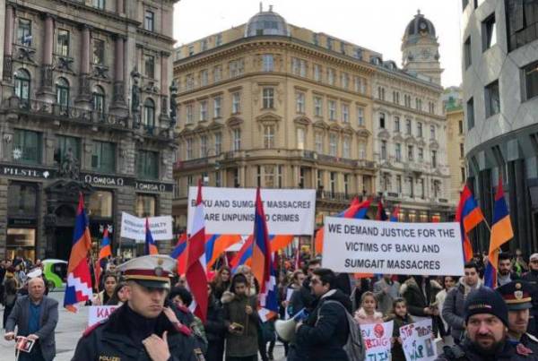 Марш и митинг в память об армянских погромах в Сумгаите и Баку