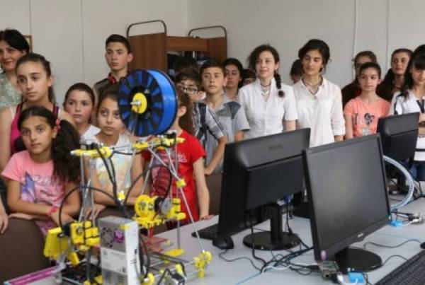 Лаборатории по естественным наукам — всем старшим школам Армении
