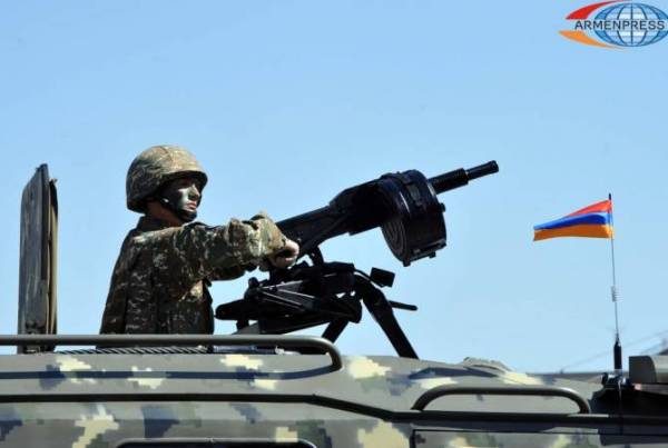 ВС Армении полностью готовы охранять неприкосновенность границ республики