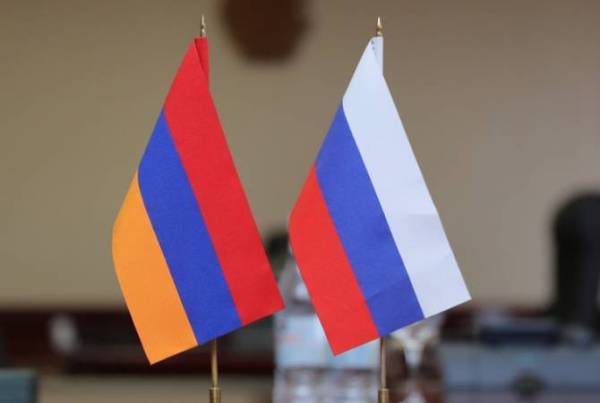 Кого не коснутся временные ограничения сообщения между Арменией и РФ?