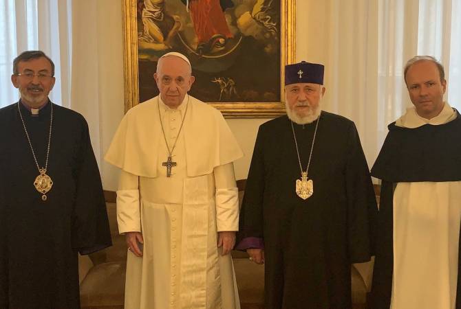 Папа Римский и Гарегин II вознесли молитву во имя восстановление мира