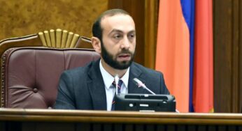 Право Арцаха на свободное самоопределение не может быть предметом торга: Арарат Мирзоян