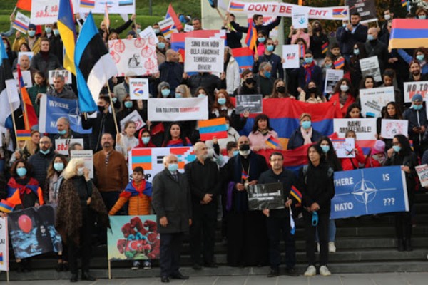 Марш за мир в Нагорном Карабахе