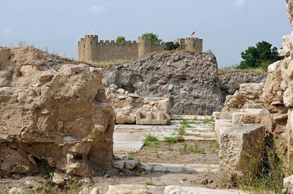 Археологические находки Тигранакерта будут возвращены в Степанакерт