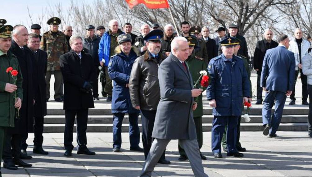 Помнить о том, что нас объединяет