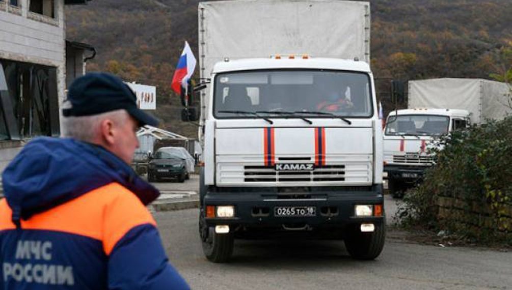 Очередная автоколонна с гуманитарным грузом