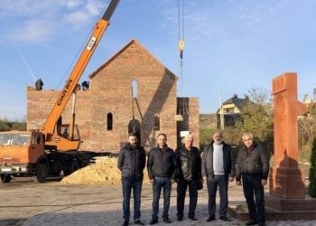 В украинском Луцке строится армянская церковь