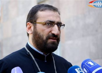 Азербайджан, оскверняя армянские святыни, демонстрирует свои национальные комплексы