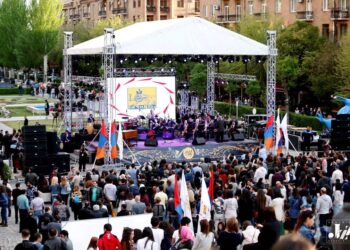 В Ереване отпразднуют Международный день джаза. В Парке влюбленных — влюбленные в джаз.