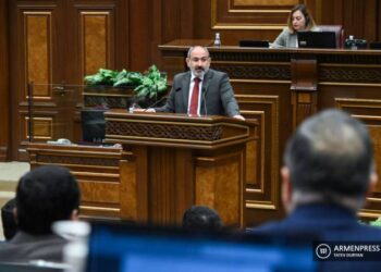 Пашинян обратился к России с просьбой о военной помощи