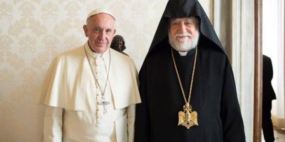 Католикос Арам I и Папа Римский выступят на встрече духовных лидеров в Ватикане