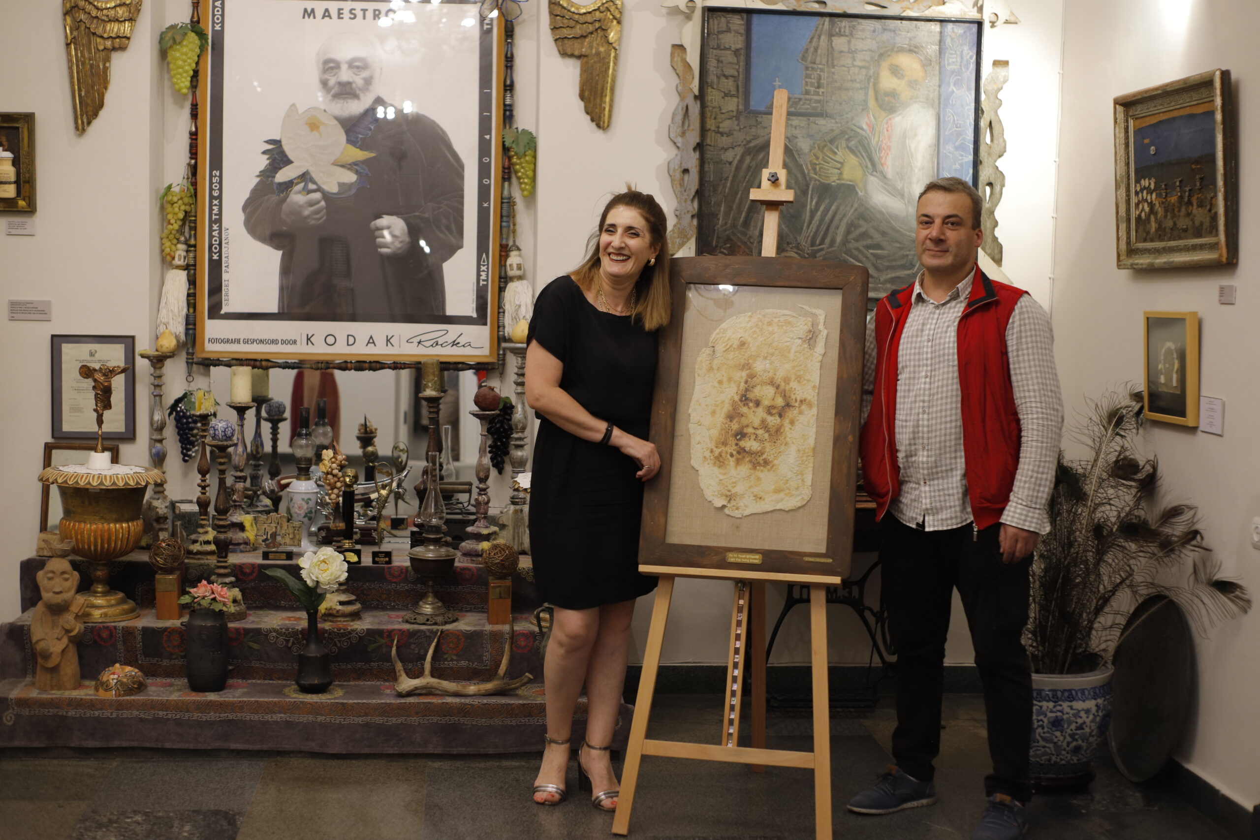 Артур Варданян подарил Музею Параджанова картину из цикла «Я есмь хлеб жизни»