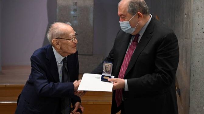 Президент Армении сегодня в Токио посетил Мемориальный комплекс-фонд известного японского предпринимателя