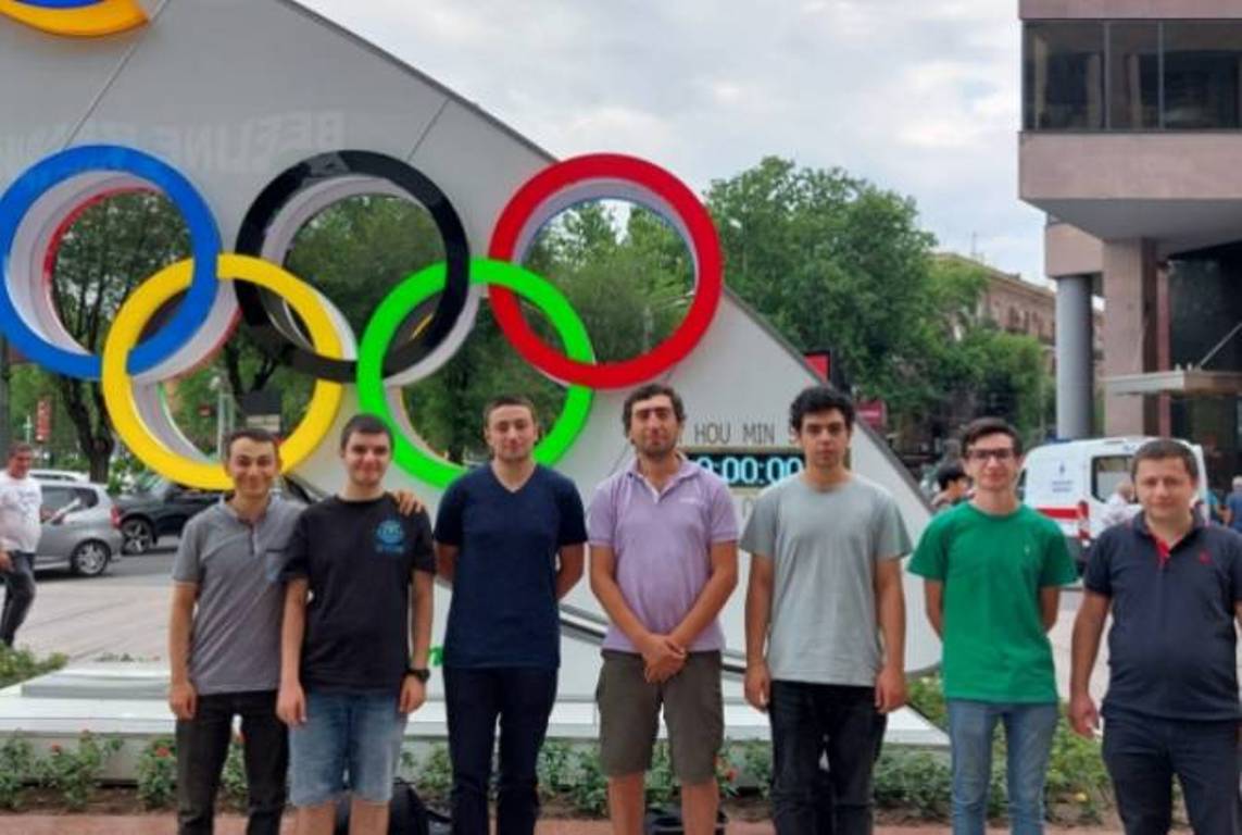 Армянские школьники на 62-й Международной олимпиаде по математике завоевали 5 медалей