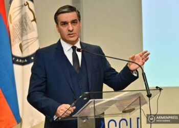 Азербайджанцы стреляют в направлении сел Верин Шоржа и Кут: ЗПЧ обратится к международным органам