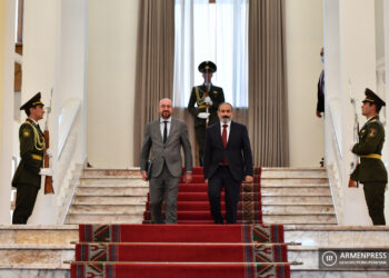 С двухдневным визитом в Армении глава Европейского совета Шарль Мишель