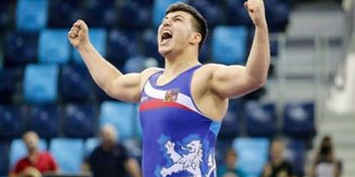 Армянский борец принес Чехии бронзовую медаль Чемпионата мира