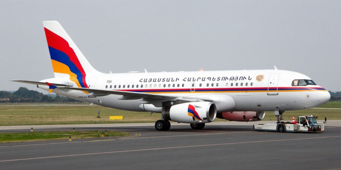 В Армению и из Армении должны летать самолеты с армянским флагом